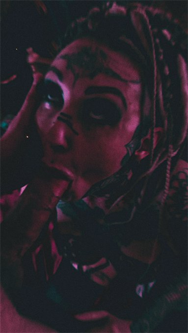 Huntress Domme getting a taste of why they call me "Big" Theo. Full scene will be uploaded on my Onlyfans<a href="/tag/blindfold"class="tags"><span>#blindfold</span></a><a href="/tag/subdom"class="tags"><span>#subdom</span></a><a href="/tag/onlyfans"class="tags"><span>#onlyfans</span></a>