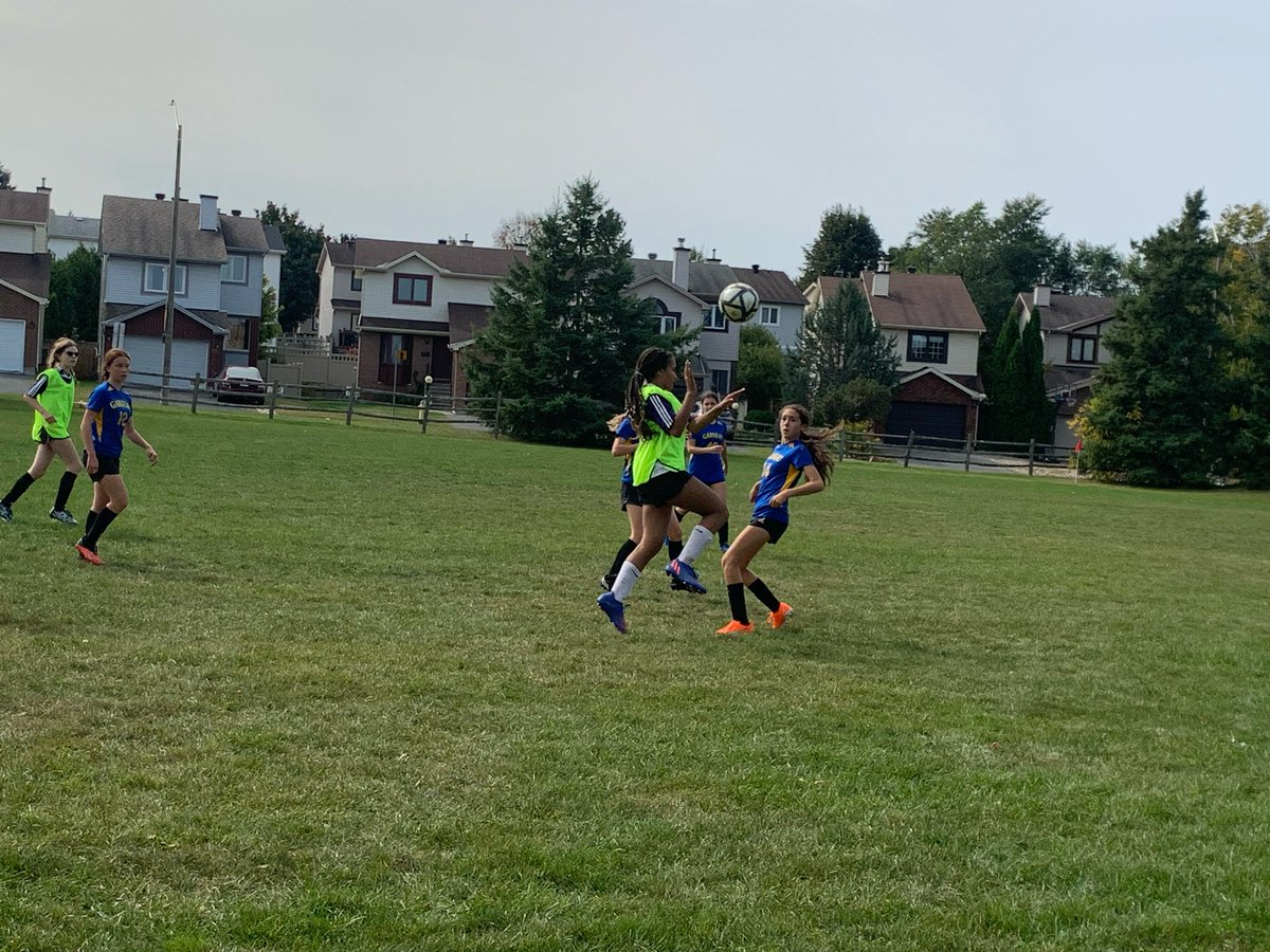 laserccsg's tweet photo. Victoire de l’équipe de SF7/8 lors du match de consolation au tournoi organisé par le C. C. Franco-Ouest!! #LaserEtFier #SAMsoccer @CcSamuelGenest https://t.co/Gzv6W7Yy7g