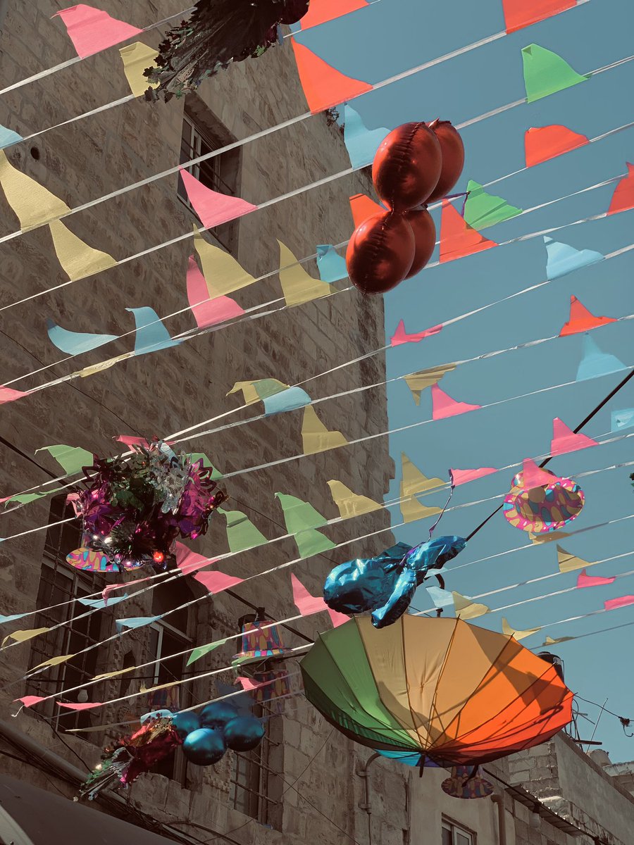 نَابُلس يَا مَهد الرِّجَال..
.|🇵🇸🖤
ذكرى المولد النبوي الشريف🤍
اللهم صلَّ وسلم وبارك على سيد الخلق🤍