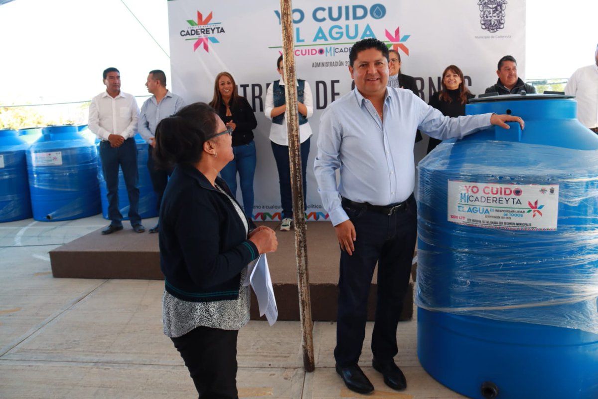 CadereytaDeMon's tweet photo. Entregamos más de 500 cisternas para el almacenamiento de agua, una acción valiosa que promueve la cultura del cuidado del agua en Cadereyta. 
Cada gota cuenta, y estas cisternas ayudarán a conservar y utilizar el agua de manera más eficiente.
#CadaGotaCuenta #TeQuieroCadereyta https://t.co/YHbWBCZZ0E