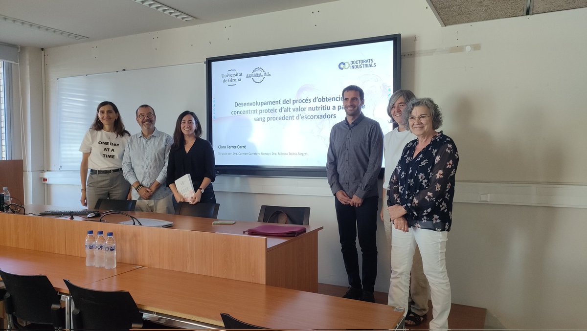 MonicaToldra's tweet photo. Enhorabona per la defensa de la tesi!! 👩🏻🎓 Dra. Ferrer @BruCarre @UdGPolitecnica @UdGRecerca @udgdoctorat @dindustrialscat #RecercaEPS #PhD #FoodTechnology #Sustainability #CircularBioeconomy #INTEA https://t.co/SOXhrXhrKw
