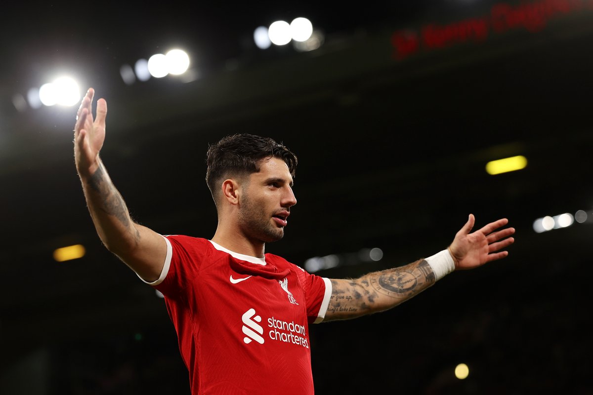 🇭🇺 Anfield, you have just witnessed the first Dominik Szoboszlai thunderbolt. There will be many more to come. 

What a player.