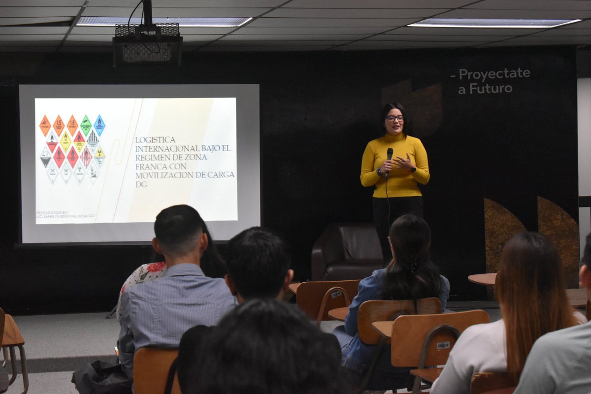 Semana de Comercio Internacional 🚢🏗️

Director de Carrera M.Sc Fernando Ramírez acompaña en la inauguración y charlas especiales.

#ComercioInternacional #UIA #UniversidadInternacionalDeLasAmericas #CostaRica