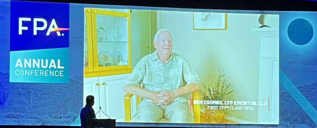 moneygrowsup's tweet photo. #fpaannual  Great content, had breakfast with this legend in the first ever class to sit and pass CFP. https://t.co/TCcqSwCTK6