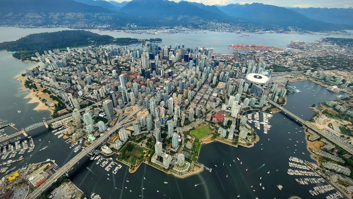 TrishJewison's tweet photo. Hump Day photo dump in #Vancouver 📷 https://t.co/CNqgalPMur