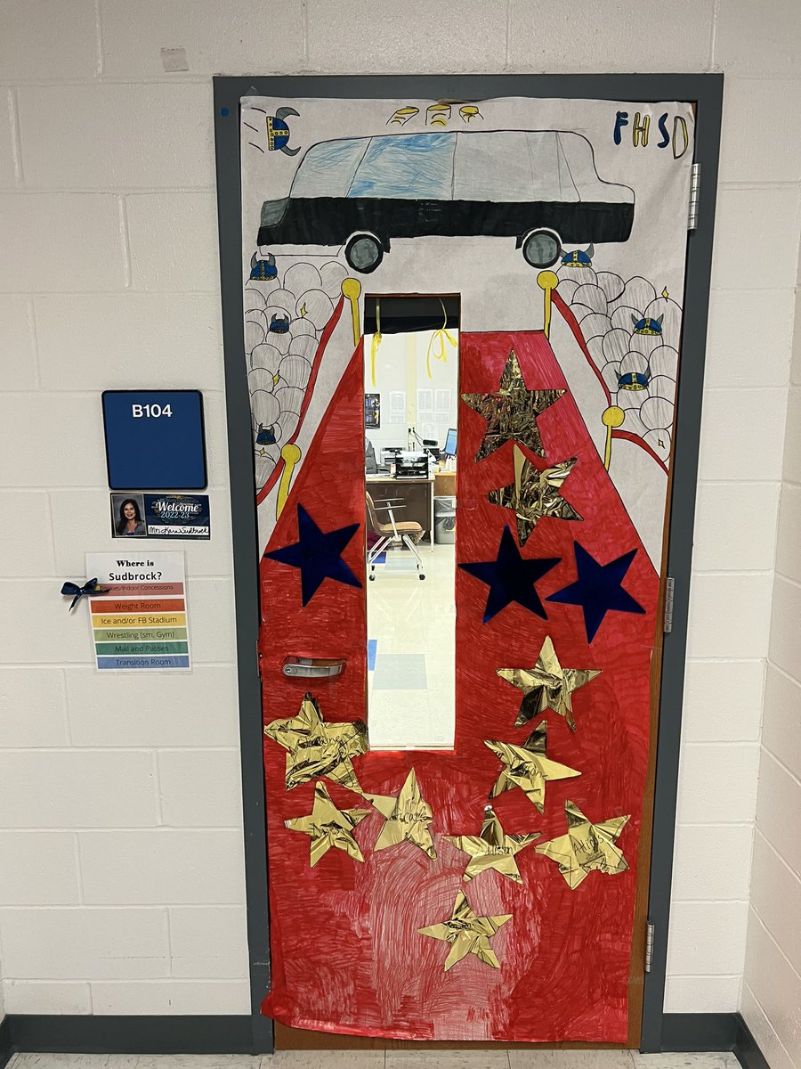 Congrats to our 1st place winner in the door decorating competition, Ms. Sudbrock’s Howell time. <a href="/FHVikings/">Howell Vikings</a> @FHHSPrincipal