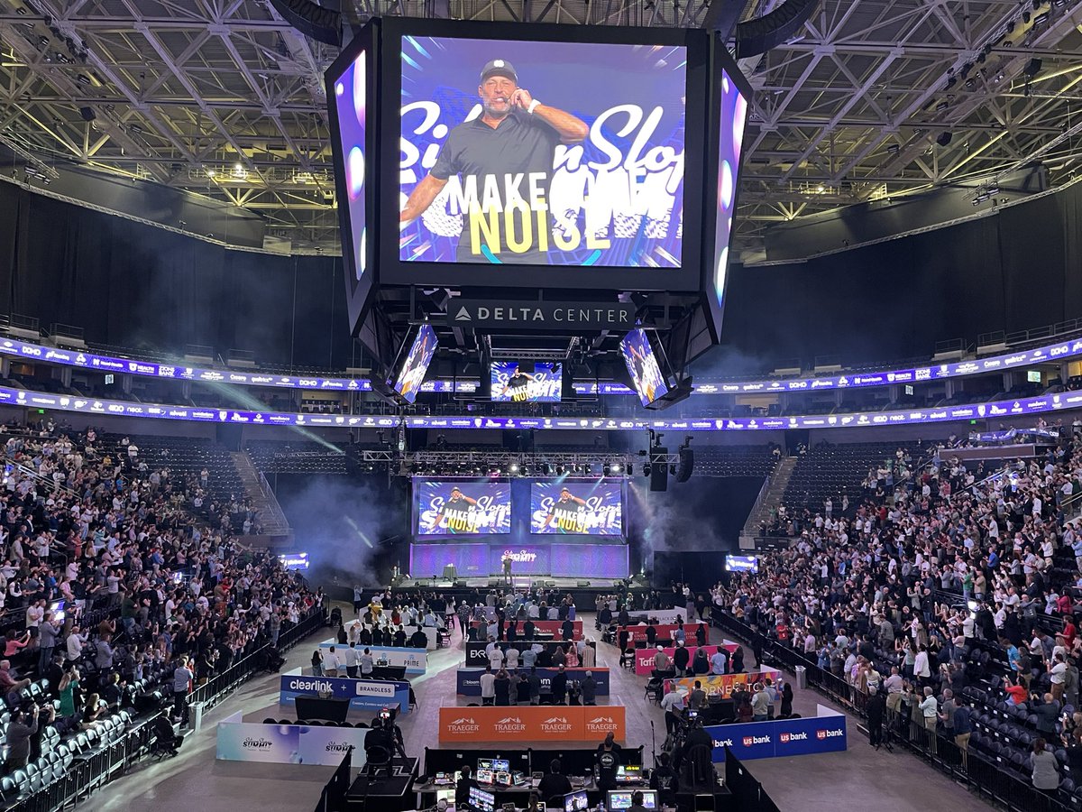 Carlos Justiniano tweet media