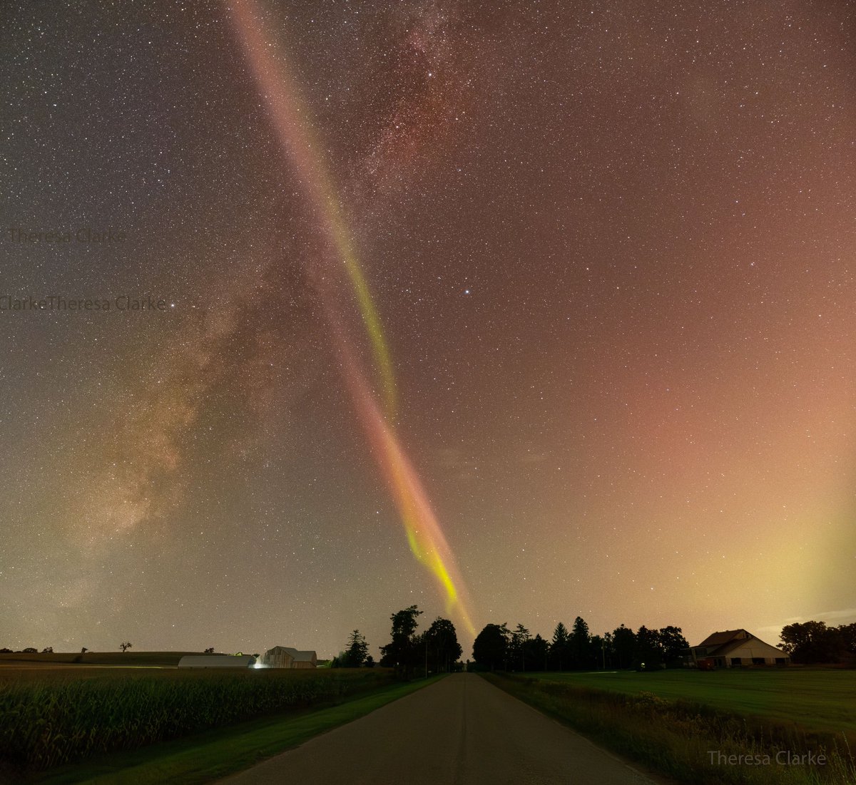 Hey ⁦<a href="/elonmusk/">Elon Musk</a>⁩ - did you plan this? 
'STEVE and Milky Way Cross over Rural Road' From the #NASA_App : 
apod.nasa.gov/apod/ap230927.…