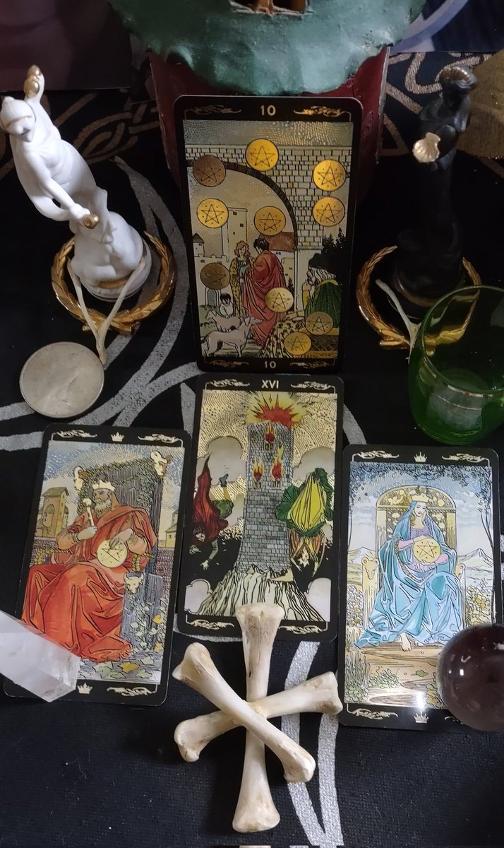 #Blessed #Odin #Nacht  
Out of the rubble...in a #4CardDraw 
#KingofPentacles & #QueenofPentacles
 #DailyTarot   🌒🗝️🌘 #SoulMates
#Beautiful #LoveMagic #Comb 
#FullMooninAries #HarvestMoon 
#Tarot2Day each has a past. 
#Lilith #Aries #WaxingMoon 
#theOtherHalf #GreenLight