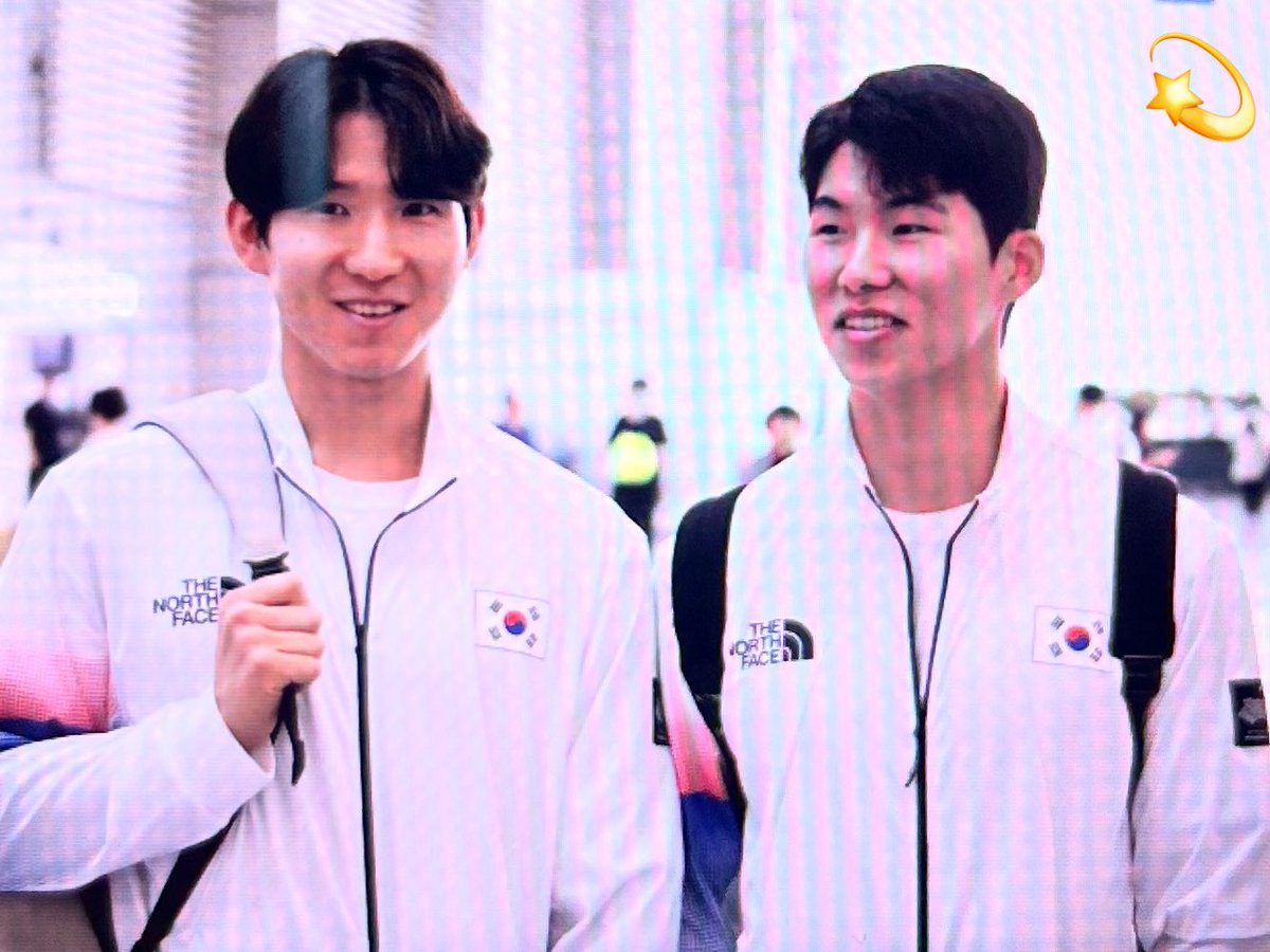 COMET_JIP's tweet photo. 혜성한 키스톤 아겜 화이팅!!!⚾️💪🏻

#키움히어로즈 #김혜성
#SSG랜더스 #박성한 https://t.co/vUo4C7V5fm