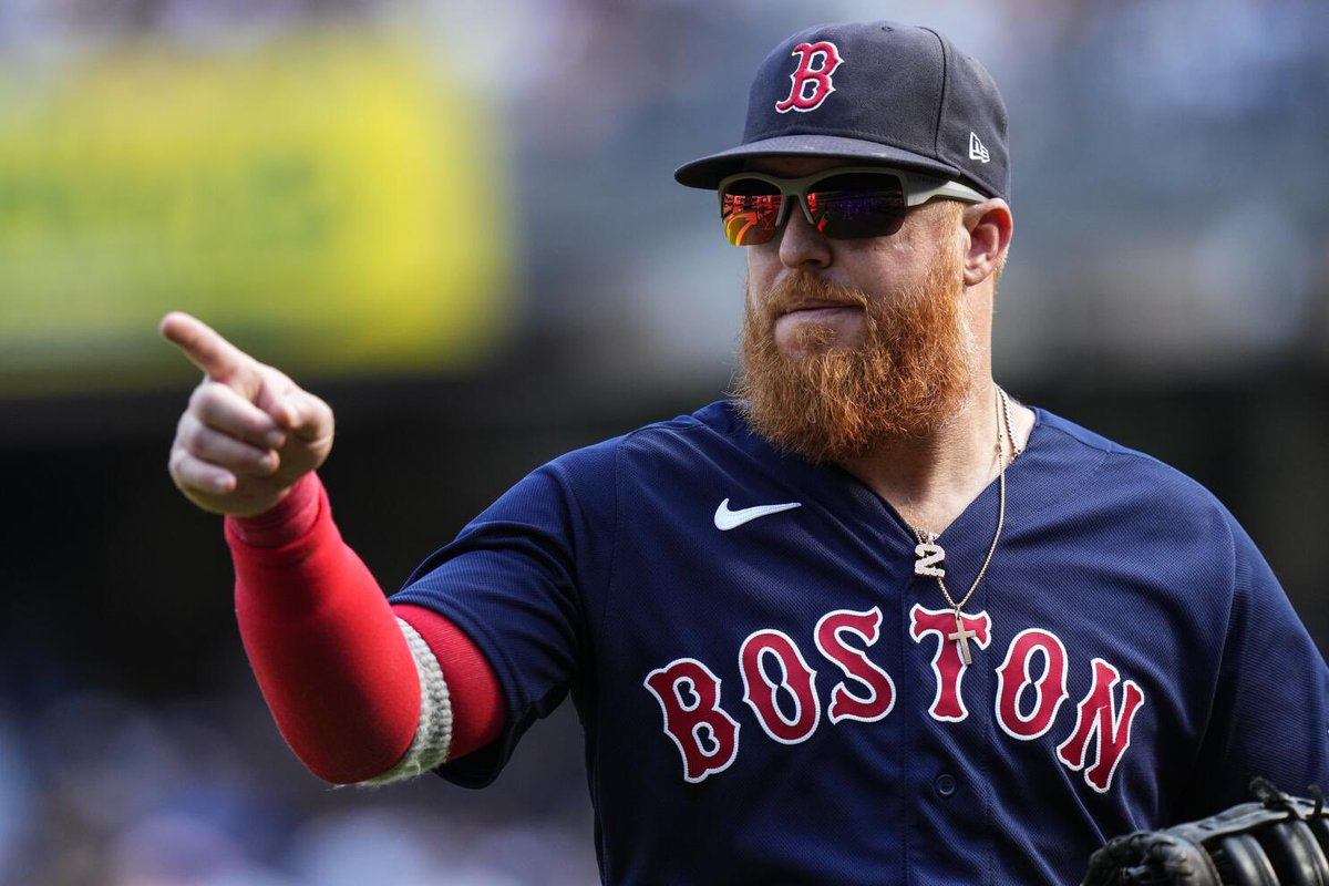 Boston Strong tweet media