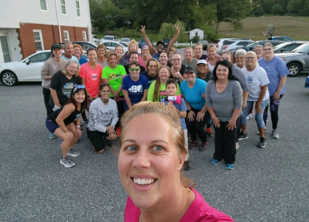 TDaven01's tweet image. Run for God Week 4 started 🙌✨️💓🙏🏻 So proud of all of these beautiful people. The Lord has blessed me so much with this support group of cheerleaders. Strangers that have turned to Family 💕🙌✨️ #GodSquad15 #RunForGod #WalkForGod #EastBerlinTurkeyTrot5k #WorkingOnTheGoal