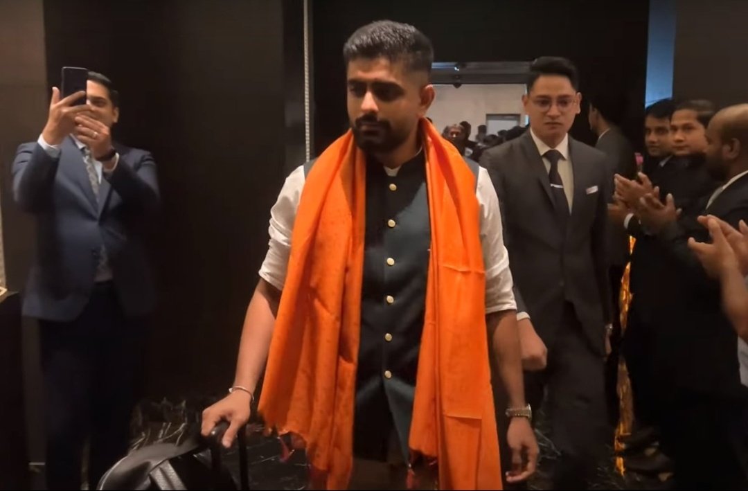 Muhammadaly920's tweet photo. Surely Babar Azam is the biggest BRAND of world cricket.. ⭐♥️
#PakistanCricketTeam #BabarAzam𓃵 #PakistanCricketTeam https://t.co/RShBECYiT2