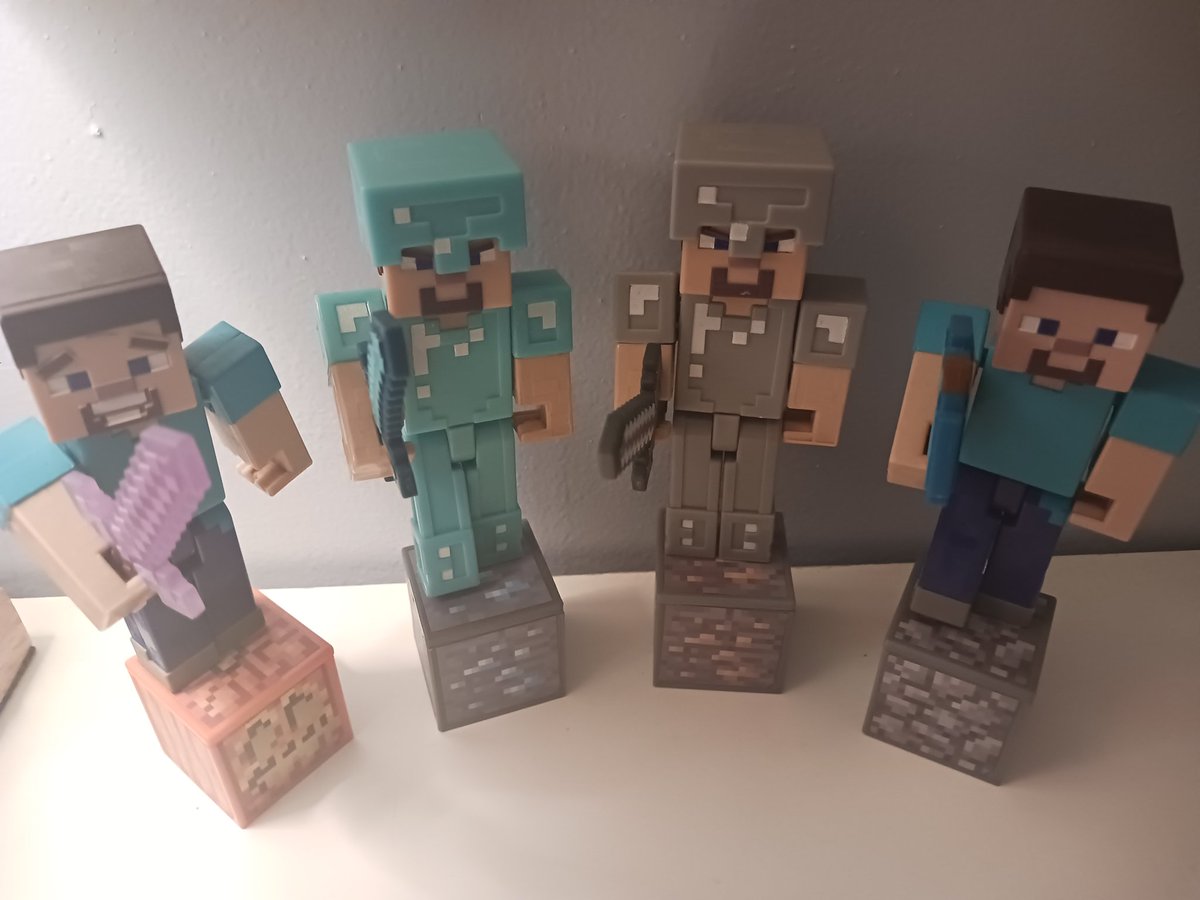 HazardKnight_'s tweet photo. Steve Minecraft comic maker figures! I LOVE the expressions on them ๐ฉต #minecraftsteve #minecraft #minecraftmerch #hi https://t.co/Lu8HLJP2Fn