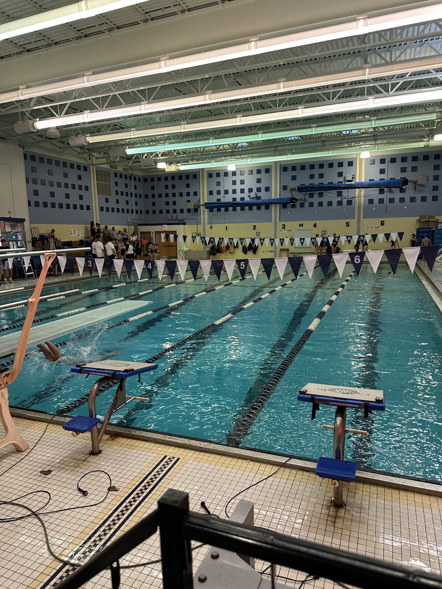 HinmanRaina's tweet photo. Tonight’s office. Thank you for letting me announce the varsity swim meet tonight! #bucsproud #tigernation #proudprincipal https://t.co/IHkwRoQNiS