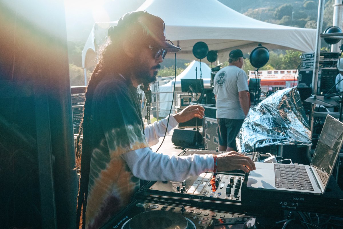 w e s t a f a tweet media