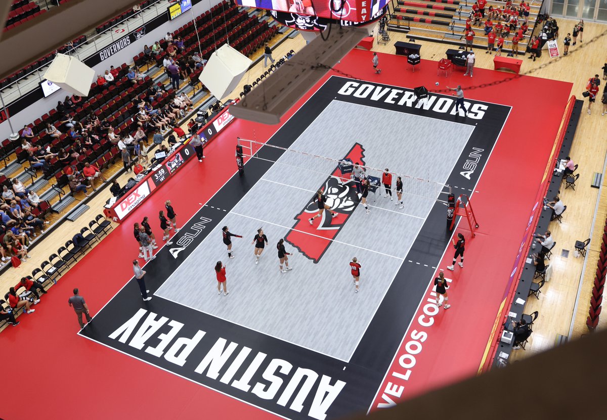 GovsVB's tweet photo. 𝓝𝓮𝔀 𝓒𝓸𝓾𝓻𝓽, 𝓦𝓱𝓸 𝓓𝓲𝓼?🎩🏐

@NCAAVolleyball x @ASUNVB https://t.co/ROdvJqNxHd