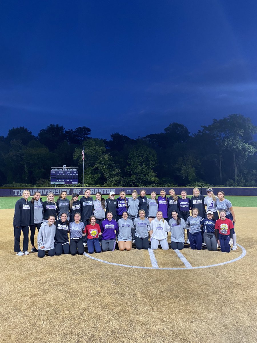 Successful hitting clinic tonight with the Wildcats! Of course coach got us pizza after the clinic. #scrantonsoftball #royalsintraining #pizza #giveback #community