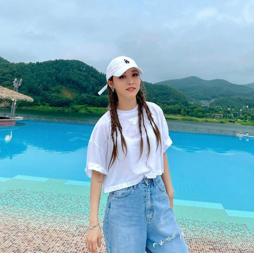 ‍ ‍ ‍‍ ‍ ‍

‍ ‍🌥   —   ı’m   𝑤𝒂𝒍𝒌𝒊𝒏𝒈  𝑜𝒏  sᴜɴsʜɪɴᴇ!  *  
‍ ‍ ɑnd      𓋭      don’ᴛ   ıᴛ   feel   𝐆𝐎𝐎𝐃 ?

‍ ‍ ‍