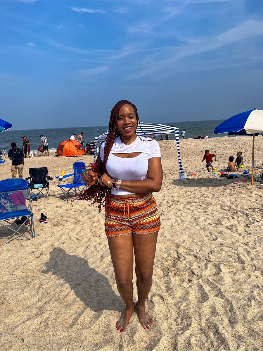 omgitzsofie11's tweet image. Hello twitter☺️☺️ .. 🏖️