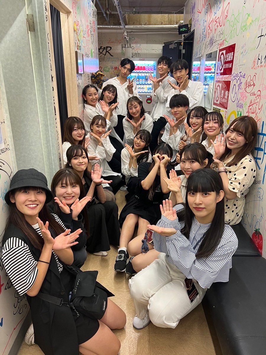 #YOASOBI公演
ありがとうございました！
スペシャルメンバーと一緒に踊れた
特別な日でした！

またそのうち帰ってきまーす

よろしくお願いします👍