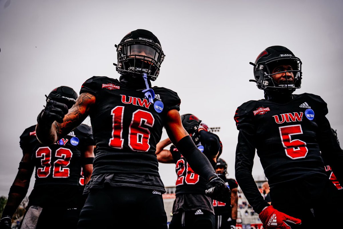 Mario Sanders II (@mariosanders_1) on Twitter photo Blessed to receive an offer from the University Of Incarnate Word <a href="/UIWFootball/">UIW Football</a> <a href="/TritonNation/">Iowa Central Football</a> <a href="/CoachTalto2/">Coach Montalto</a> <a href="/coachJClegg/">Justice Clegg</a> <a href="/coachwhiteDP/">DontPanic™♚</a> Blessed to receive an offer from the University Of Incarnate Word <a href="/UIWFootball/">UIW Football</a> <a href="/TritonNation/">Iowa Central Football</a> <a href="/CoachTalto2/">Coach Montalto</a> <a href="/coachJClegg/">Justice Clegg</a> <a href="/coachwhiteDP/">DontPanic™♚</a>