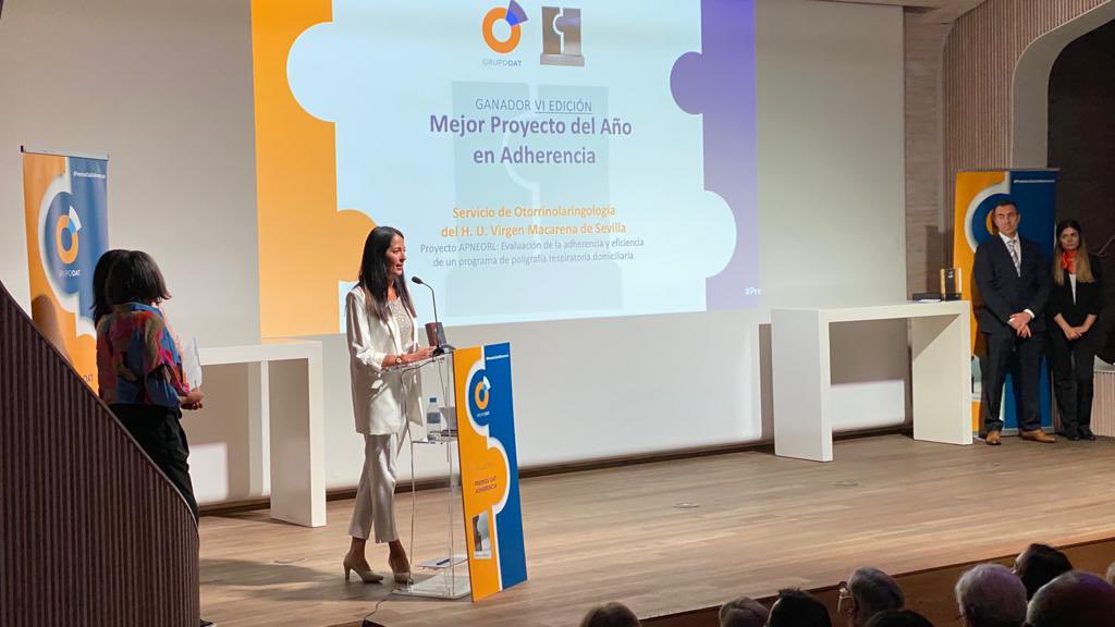 batrixtena's tweet photo. Hoy la ilusión se ha transformado en emoción, al recibir @orlmacarena 
el #Premio de #adherencia en la categoría de “Enfermera Hospitalaria “y #Premio Extraordinario al “Mejor Proyecto del año en Adherencia” 

#gracias ❤️#doblete #premiosOAT
@MariuAcosta1978 @Trinitatus https://t.co/xkZKur1gV0