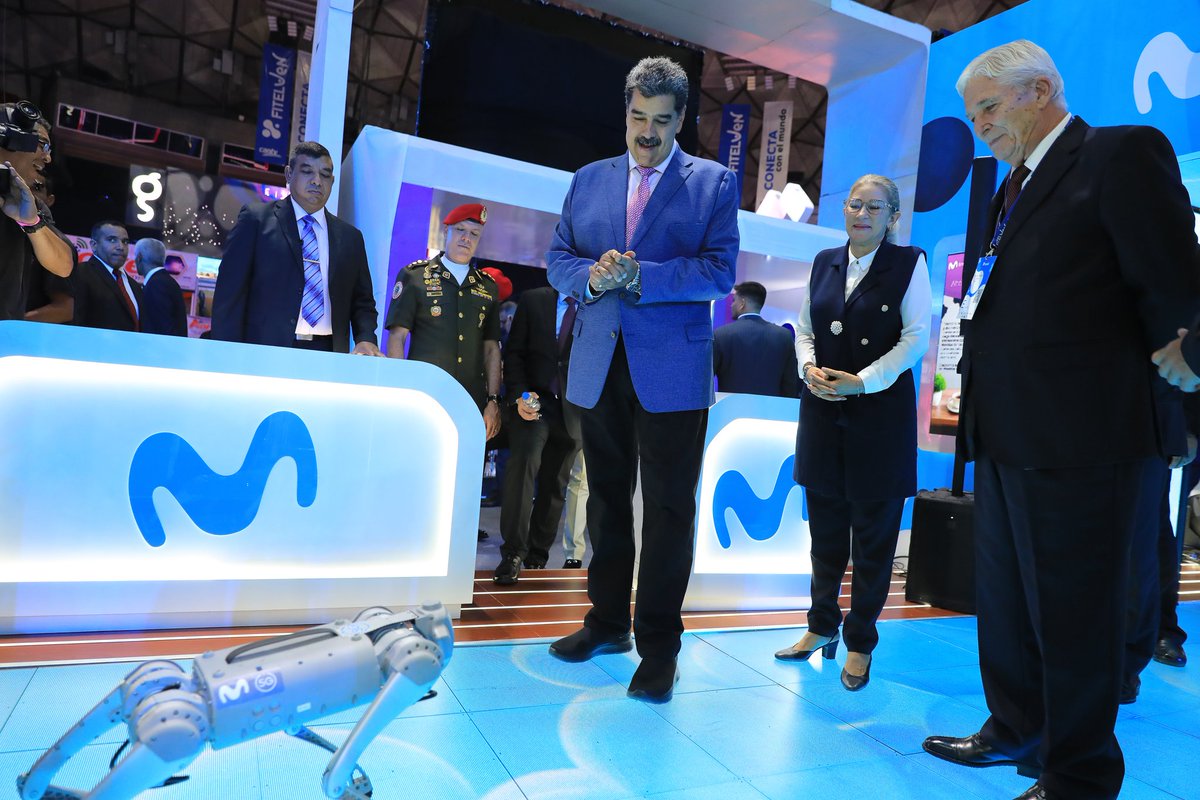¡Extraordinario! Recorrí la primera Feria Internacional de Telecomunicaciones de Venezuela 2023; en nombre del pueblo venezolano les reitero a las empresas públicas y privadas, mi gratitud por el esfuerzo y los resultados que hoy pudimos apreciar en sus exposiciones. Paso a paso