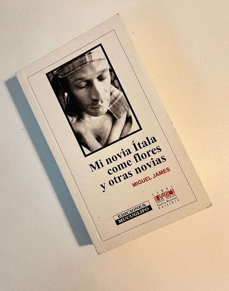 AutoresVzlanos's tweet photo. "Vendrán días mejores. No te desanimes. Días de deudas pagadas y banquetes como uvas vendrán".

Miguel James

#poesía https://t.co/xrVJPSsreW