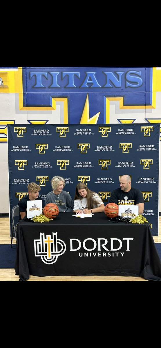 TeaGbb's tweet photo. Today was a good day. Congratulations @Mara_Grant_ on signing your Letter of Intent to play basketball at Dordt University. Great things ahead for you! #TeaGBB #TitanNation #TeaTitans https://t.co/G1Tb3E56fE