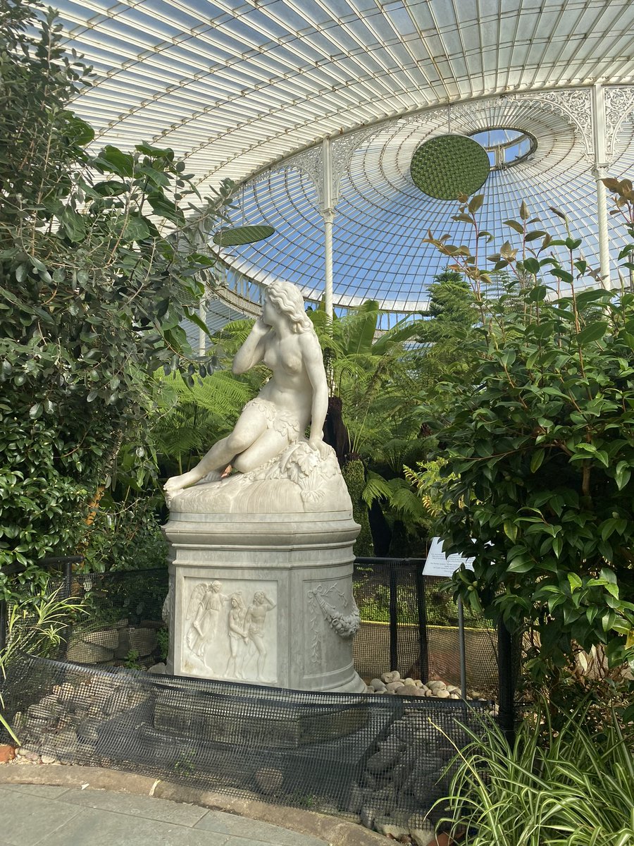 lorrrlane's tweet photo. Gorgeous Glasgow… Kibble Palace ❤️ https://t.co/JUVLSDH8sC
