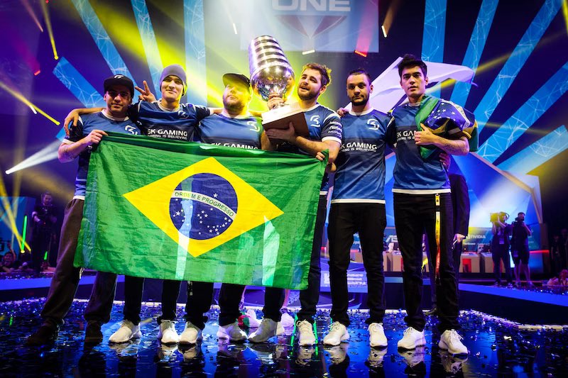 coldzera's tweet photo. Obrigado, CS:GO, pelos momentos incríveis q vivi! Ta fechando um ciclo cheio de conquistas, em q até ganhei um grafite no jogo. Foram muitos laços criados nessa trajetória com muitas horas jogando e que pude provar que não é só um jogo. Vlw por mudar minha vida! Que venha o CS2!! https://t.co/Rf0yLHsMEI
