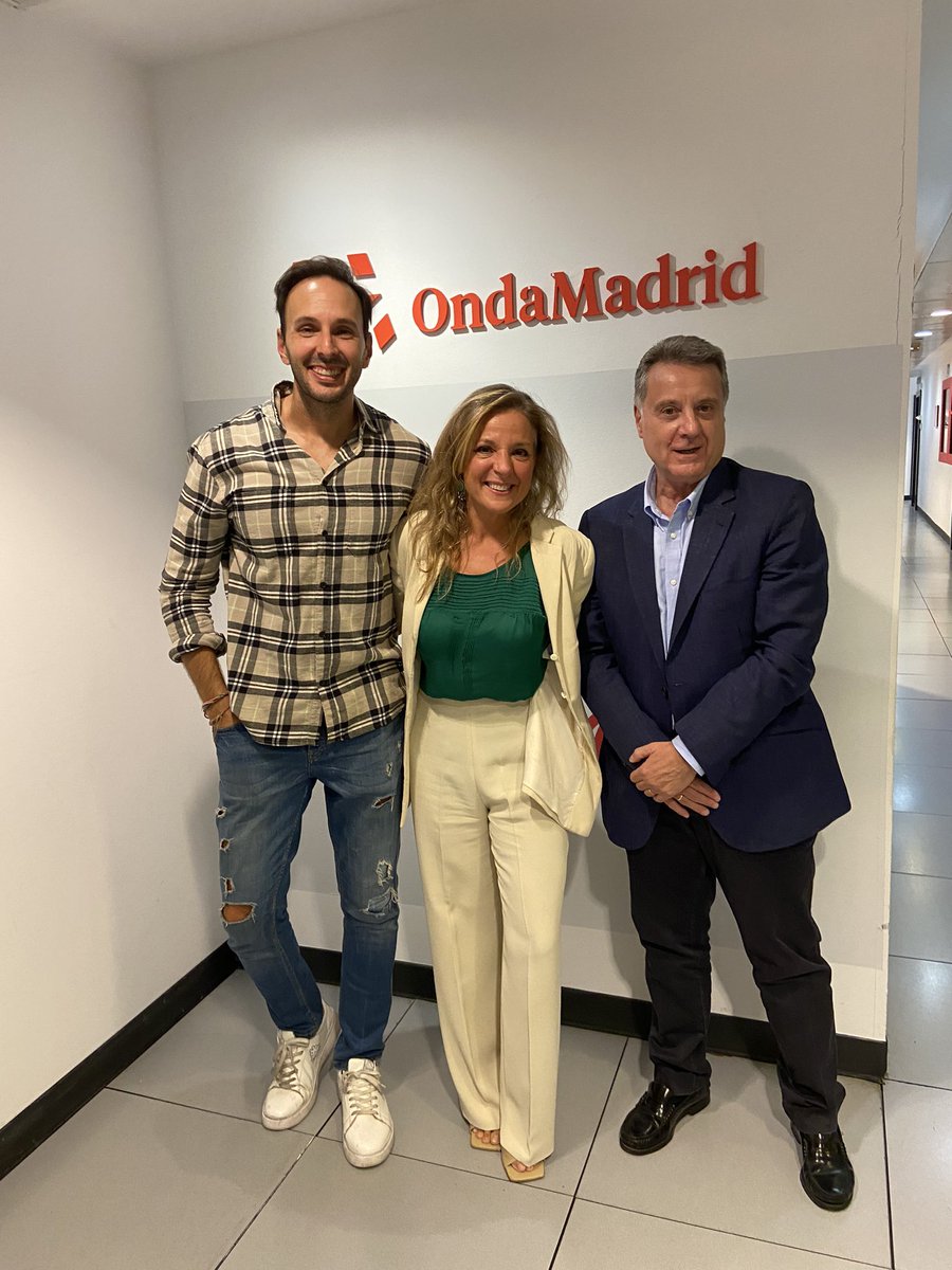 Un placer siempre enfocar bien la actualidad económica en <a href="/ElEnfoqueOM/">El Enfoque</a> de <a href="/ondamadrid/">Onda Madrid</a> con Jesús Clemente y el maestro José Antonio Navas, que se acuerda hasta de cuando Telefónica tenía un “plan de militarización” de sus ejecutivos en los tiempos de Solana.