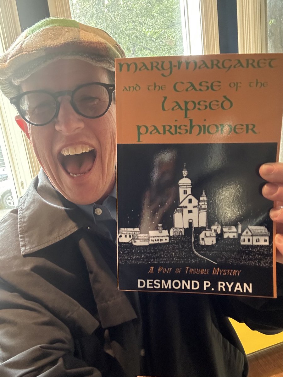 RealDesmondRyan's tweet photo. YES! We have paperback copies of the first in the A Pint of Trouble series now in Canada!! #cozymystery #crimefiction #bookseries ⁦@levelbestbooks⁩ ⁦@CindyBirchLit⁩ ⁦@crimewriterscan⁩ https://t.co/w9iZ8pBBqx