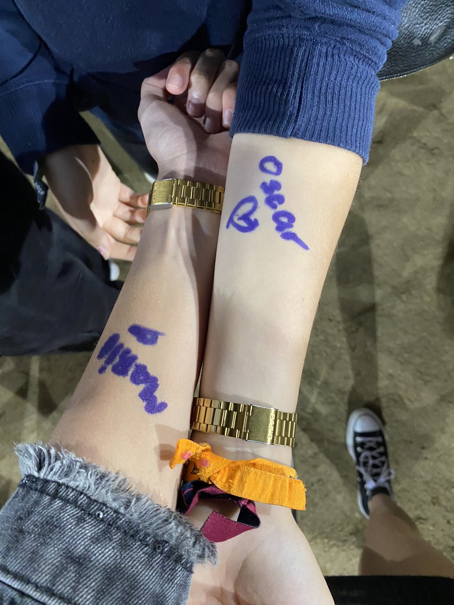 carrlotaaaa_'s tweet photo. @_nereeamartiinn 😶❤️ https://t.co/gEsLKRpx8Z