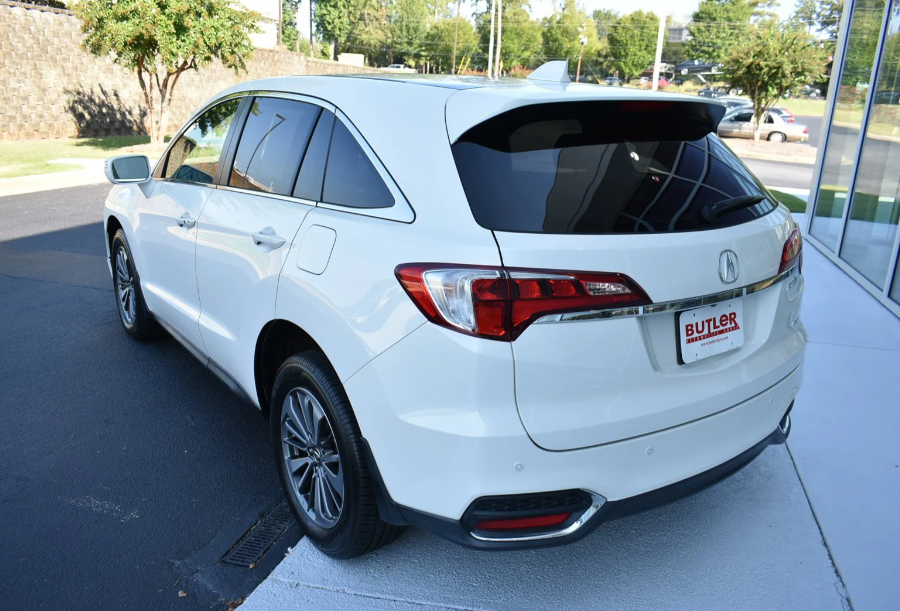 ColumbusAcura's tweet photo. Experience this 2018 Acura #RDX at Acura of Columbus! This RDX features AWD, Advance Package, and a more powerful V6 engine. https://t.co/YREzr0PFlo https://t.co/QgkydQSQLx