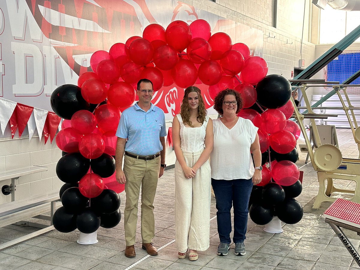 Tonight we celebrated our <a href="/MilfordPolo/">Milford Water Polo</a> WONDERFUL ladies senior night! Words can’t describe how proud we are to have all of you ladies #RepTheM ‼️ Thank you for everything you have sacrificed in order to make this program GREAT! 

<a href="/clersunsports/">Clermont Sun Sports</a> <a href="/milford_flock/">Milford Flock</a> <a href="/milford_schools/">Milford Schools</a>