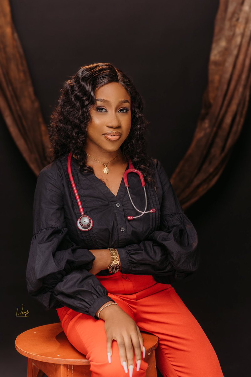 _azomm's tweet image. I passed my final year exams!!!!!!

Still feels surreal 🥹
Thankful to God for His unending faithfulness!
Reintroducing; Dr. Arubaleze Chiazom Marie-Claire MB;BS (Nig)☺️

#MedTwitter #MBBS #Classof2022