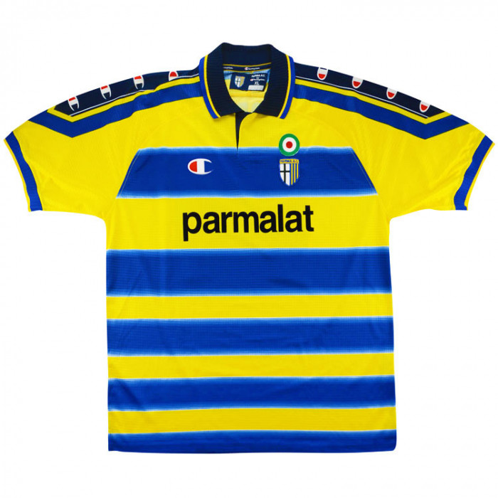 _BeFootball's tweet photo. À quel joueur pensez-vous en premier en voyant ce maillot ? https://t.co/iSfNjbrCMn