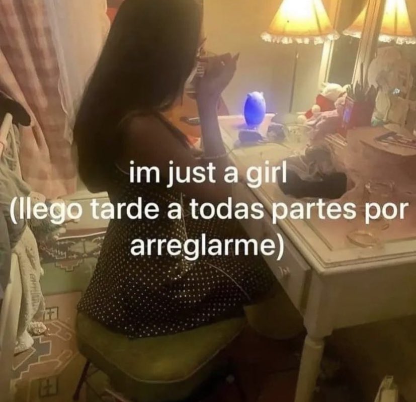gyxwso's tweet photo. yo siempre que salgo https://t.co/u0Oihrl2qq