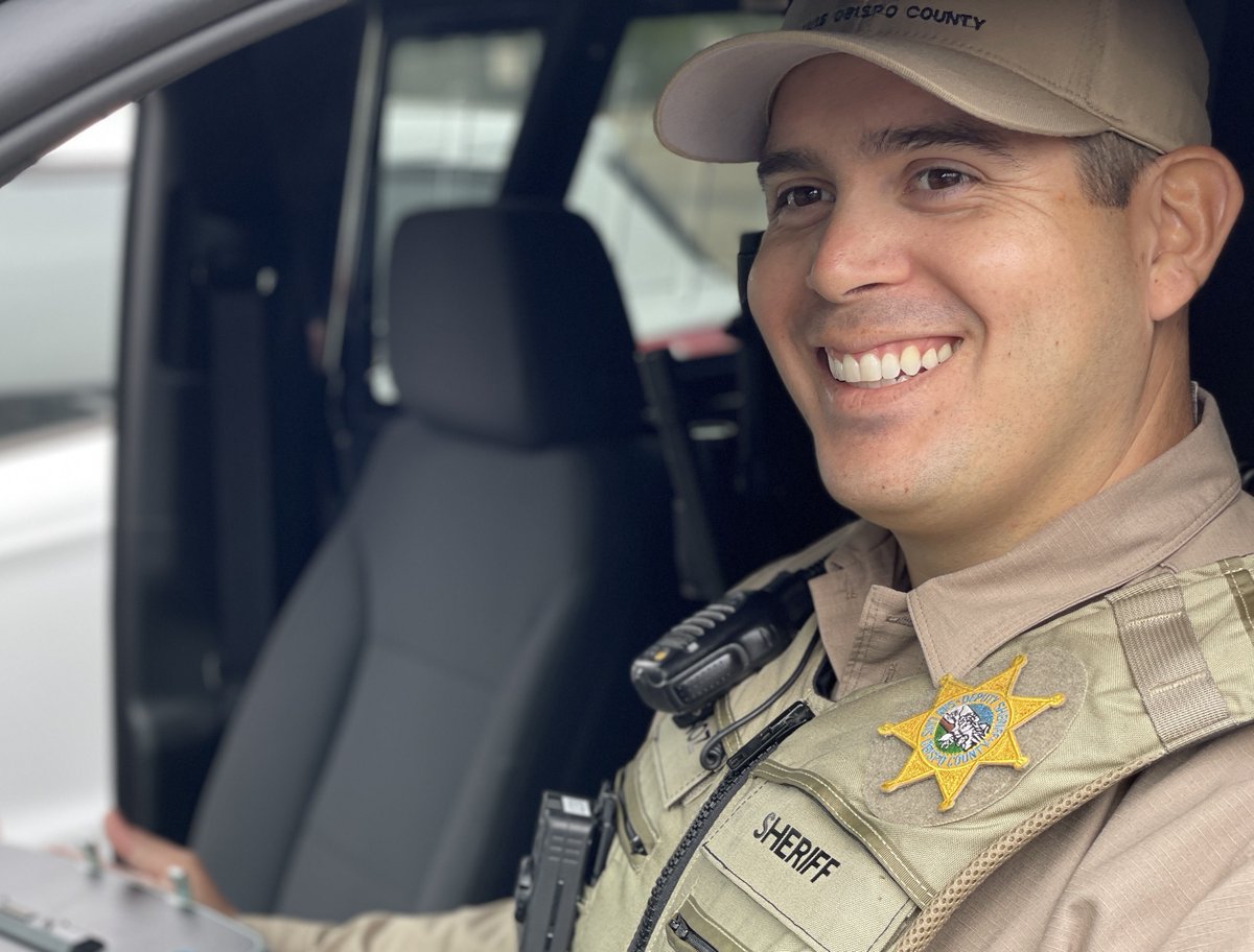SLOSheriff's tweet photo. Every day in law enforcement you have an opportunity to make a positive impact, and when you love what you do, it's not just a job – it's a calling. 🚔💙 #PassionForService https://t.co/j7X5yJzX77