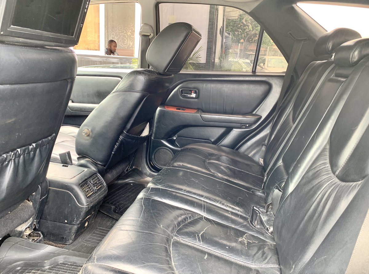 AncamaanAuto's tweet photo. Brand: Lexus
Model: RX300
Year: 2001
Condition: Registered / Buy and Drive
Price: 2.450m
Location: Lagos
Call/WhatsApp: 07040370704
#verydarkman #Lagos #carsforsale #lekki #gistlover #TheDNA #EPL #Napoli #instablog #football #psg #liverpool #livescore https://t.co/jAEE6ZQJEL