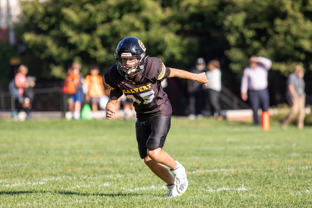 CalvertSchoolMD's tweet photo. The Mighty Bees played their 2023 home opener against City Springs this afternoon in an exciting game on Krongard Field. Well done to all and good luck on the season ahead!ππ
#CalvertSchool #CalvertAthletics #Football #MightyBees #MiddleSchoolSports https://t.co/yFA9g47TKt