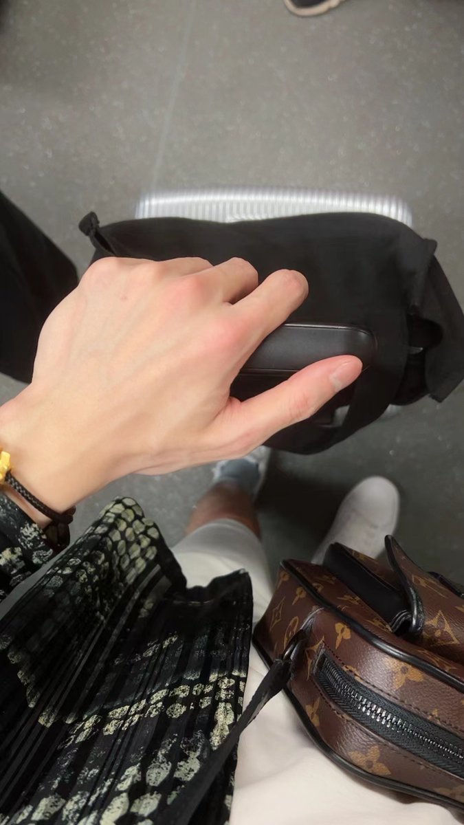 浓浓安慕希S tweet media