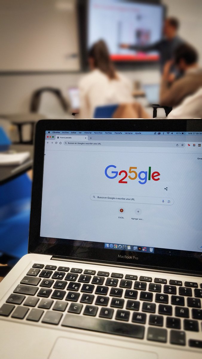 CdR_'s tweet image. ¡Seguimos capacitando periodistas para formar nuestra red de capacitadores de herramientas digitales de Google!🤓💻📱💻
Hoy estuvimos en el primer día de nuestro ‘CdR/Lab Herramientas digitales para periodistas’ profundizando en las búsquedas avanzadas.