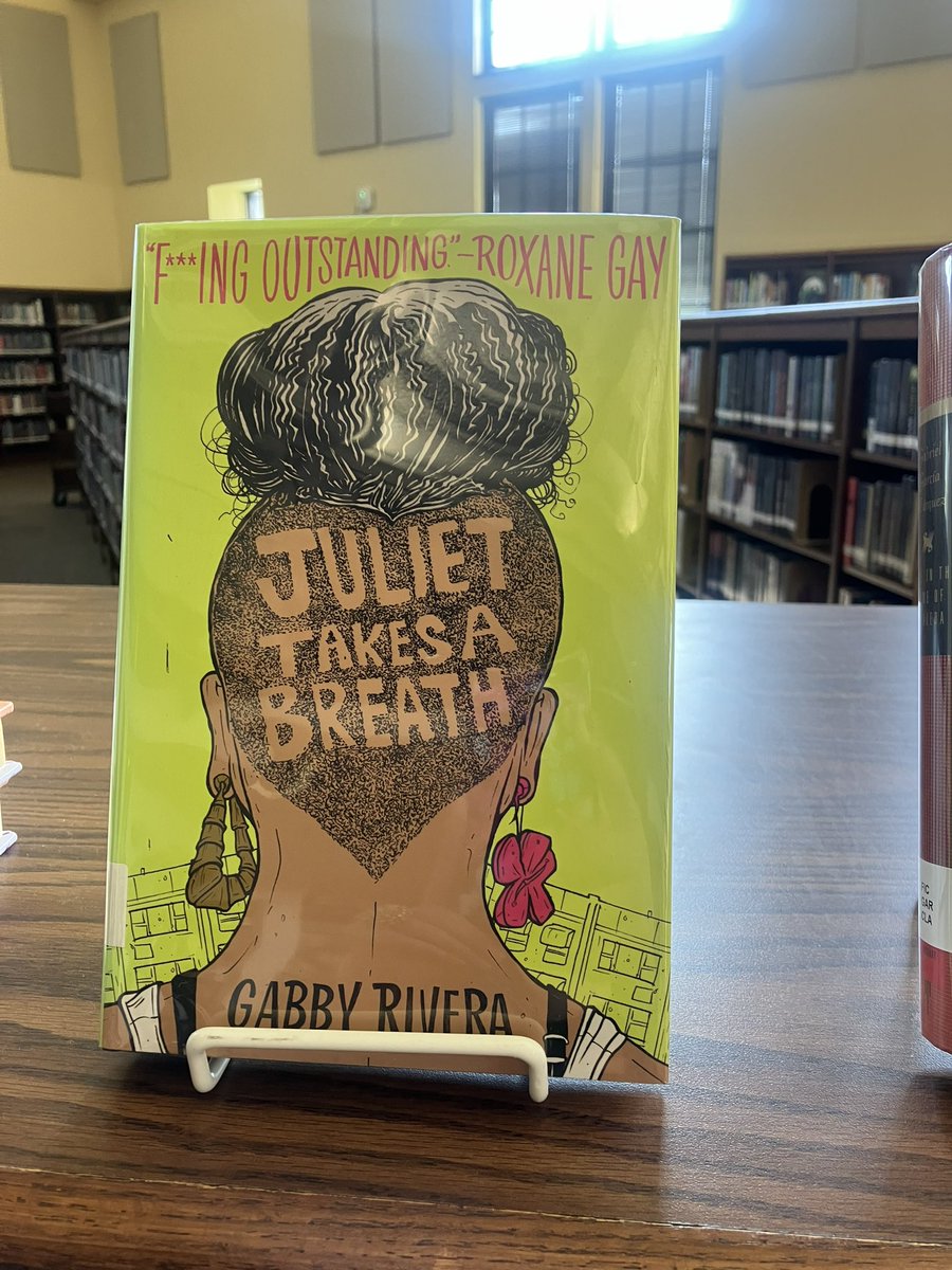 Celebrating Hispanic Heritage Month with a good read. @HISDLibraryServ @ghostofheights #HispanicHeritageMonth