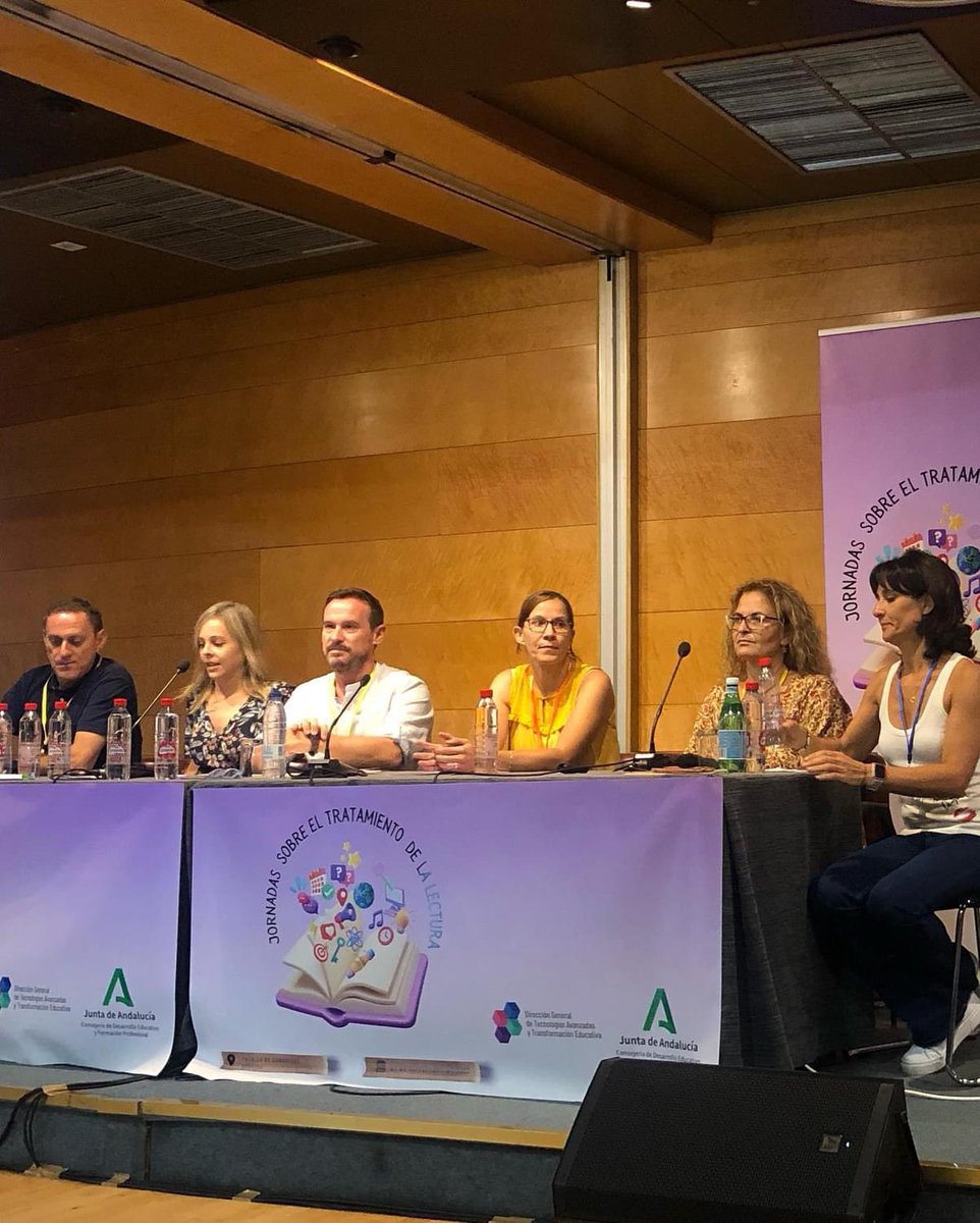 el IES Diego de Siloé representado por Clara Sánchez, coordinadora del proyecto PLC en el centro en los últimos cursos @cepmotril <a href="/MariaJoseBaza/">Maria Jose Martin</a>