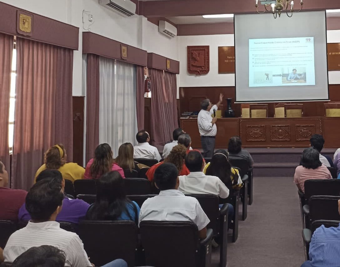 llanz2000's tweet photo. El día de hoy platicamos con trabajadores del Instituto Campechano, sobre @Infonavit #MejoravitRenueva #MejoravitRepara #MejOraSi , #MujerInfonavit y Responsabilidad Compartida, muchas gracias a la Rectora, @Ilsacervera por las facilidades otorgadas. https://t.co/gsjgbLIDUC
