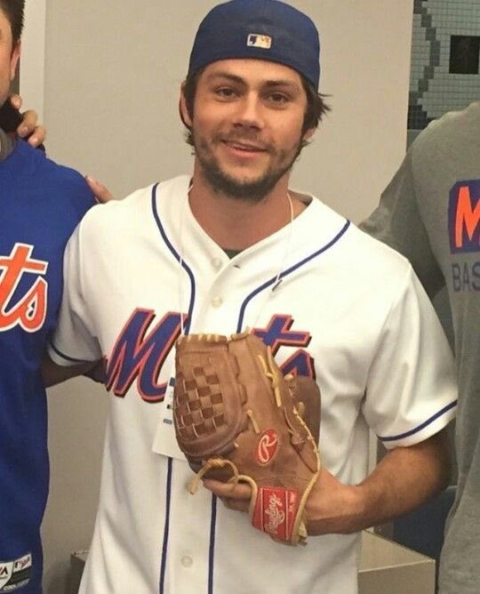 jmncisms's tweet photo. one thing about dylan o’brien is that he’s always going to be a hardcore mets fan https://t.co/SuAJlXFFcC