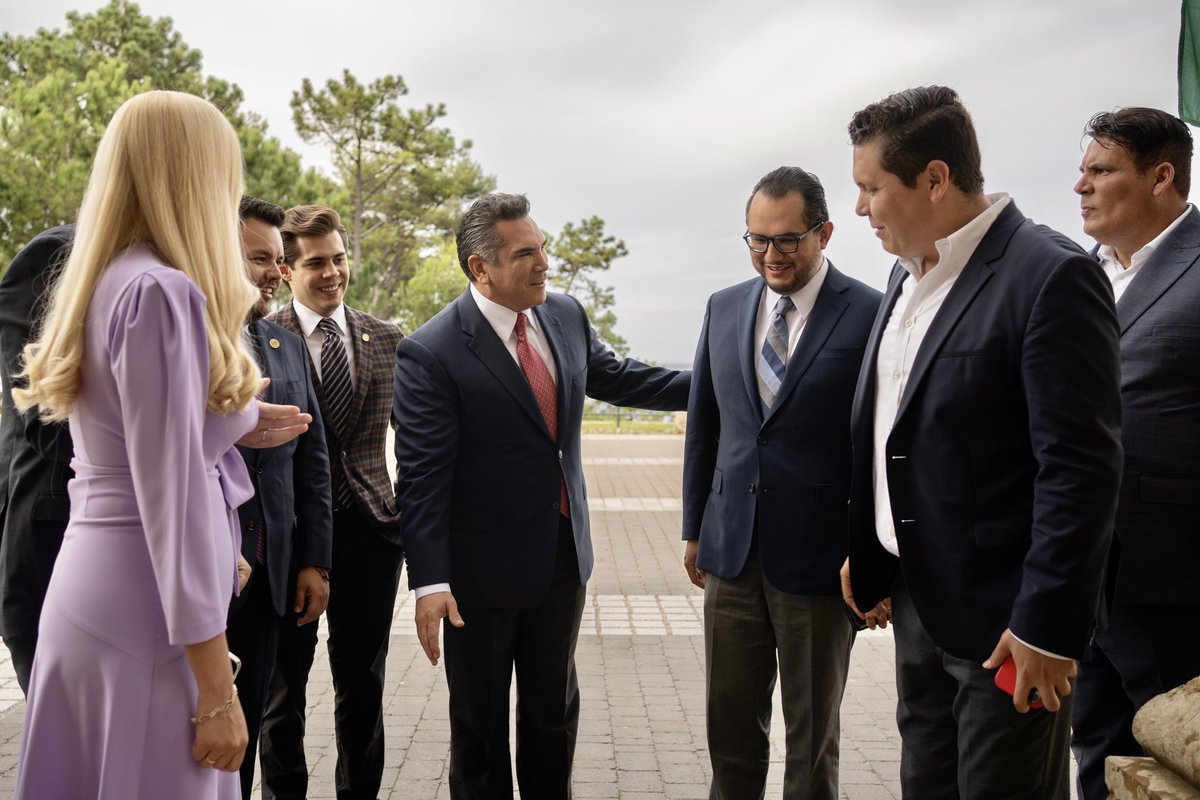 Es un honor acompañar al presidente @alitomorenoc, durante su participación en el @gylforum en Santander, España.

Tal como lo precisó en su ponencia, el Frente Amplio por México es modelo de apertura política a nivel internacional donde la participación de las y los jóvenes será…